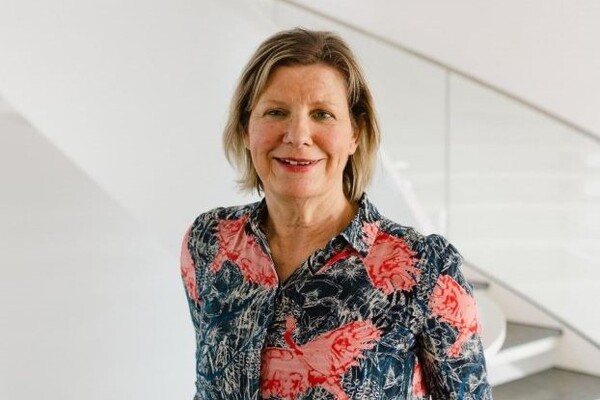 Claudia Baron-von Fehren Sales Assistance