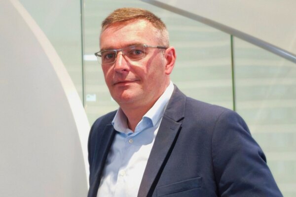 Anatoli Burau, Sales Blasting Systems at SLF Oberflächentechnik GmbH
