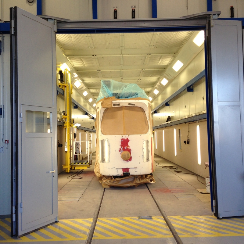 SLF combined paint spraying and drying booth for a economic production process